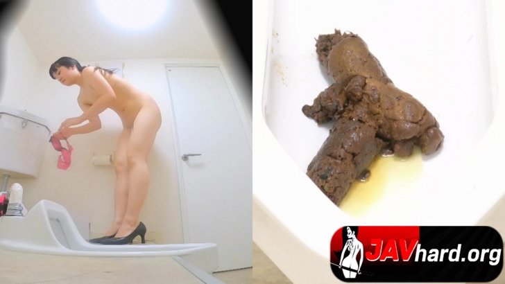 EE-794-Office ladies pooping with their clothes off and legs spread open! VOL  5 sc02