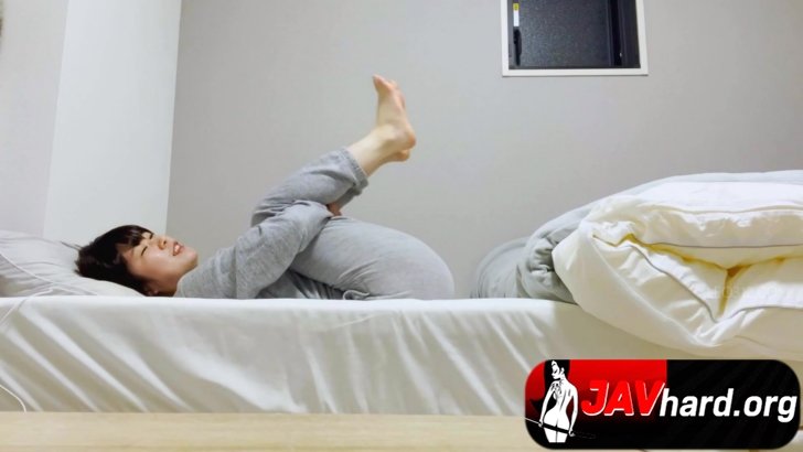 FF-654-Girl's fart taken at home  VOL  13 She captured the farts she usually does at home sc06